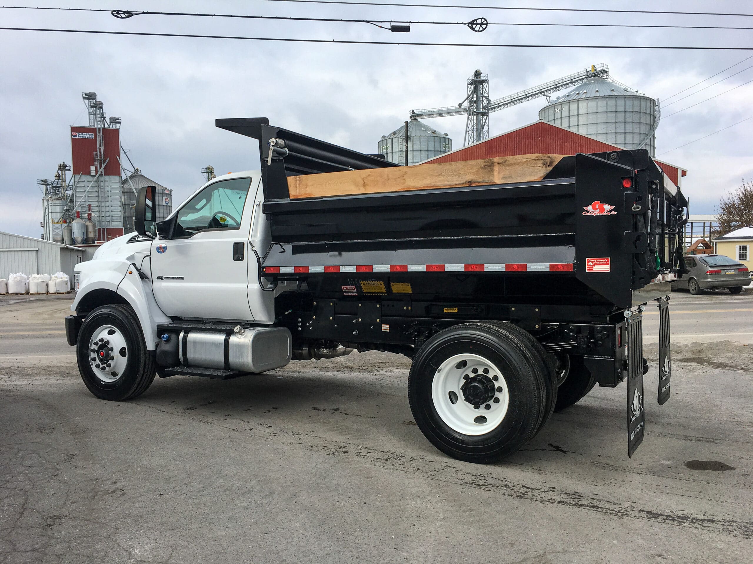 2018 Ford F750 6yd Dump 12 